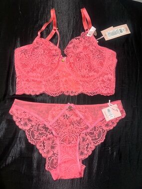 Boux Avenue Rowena Strawberry Pink Lingerie Set